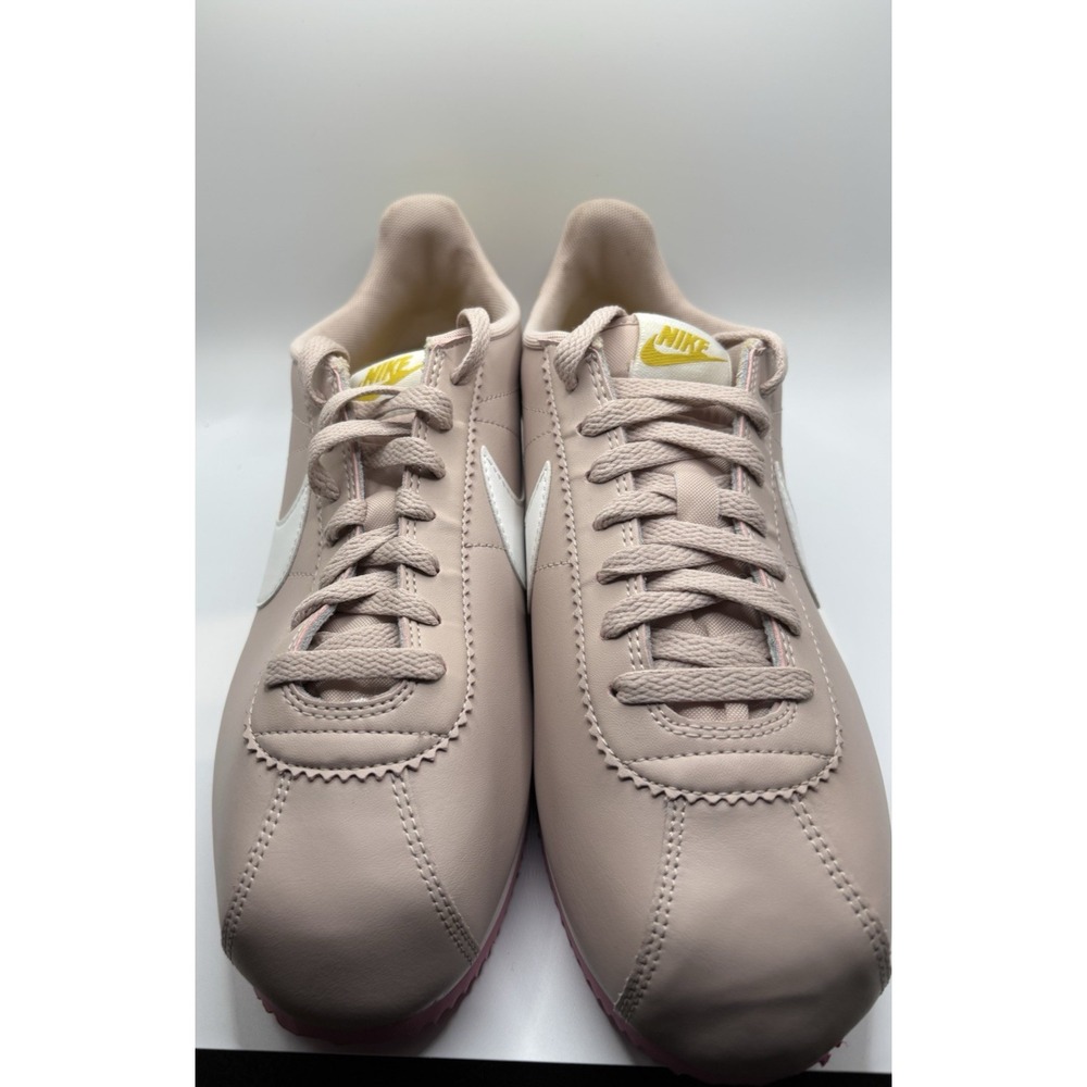 WMNS NIKE CLASSIC CORTEZ LEATHER FOSSIL STONE‎ BROWN-WHITE SZ 11.5 [807471-201]